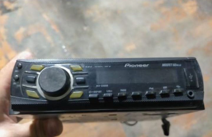 Магнитола Pioneer