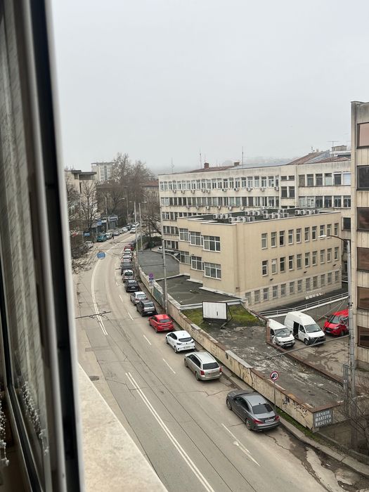 Дава се под наем Двустаен апартамент в Плевен, Идеален център - 67 кв.м за 497.25 € - Снимка #1