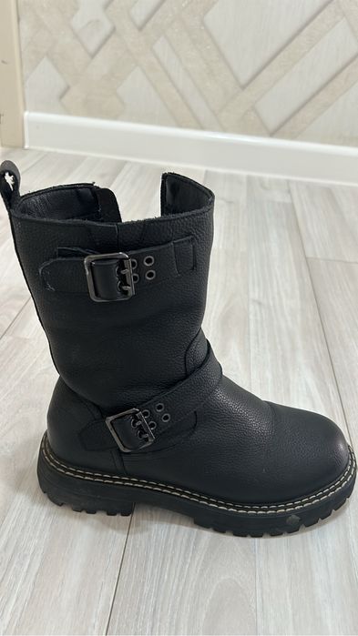 Одежда костюмы ,