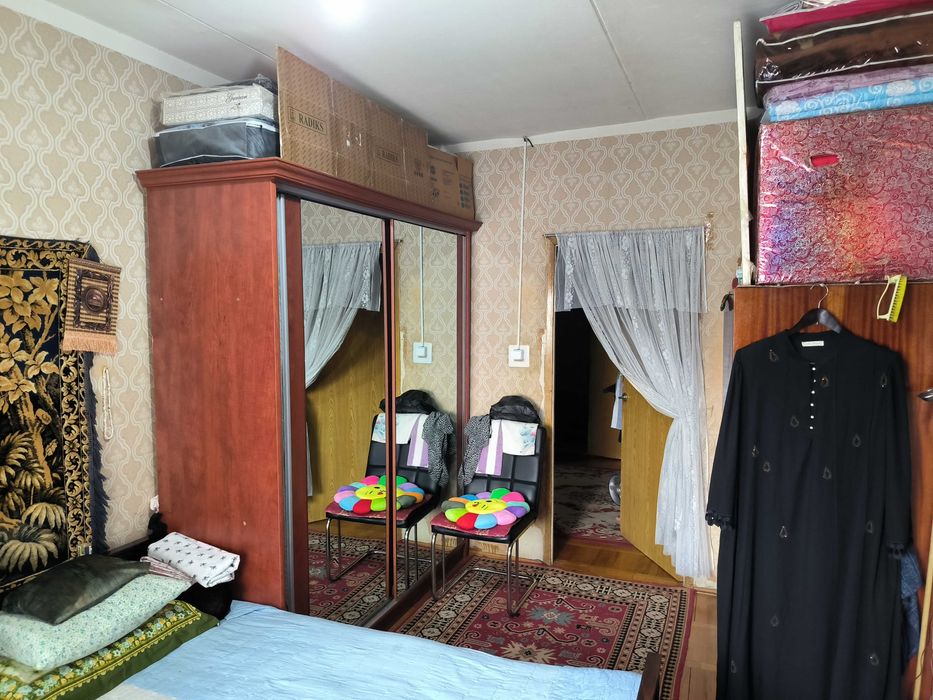 Sotiladi Продается на Хамид Алимджан 2 ком квартира рядом с Акай Сити