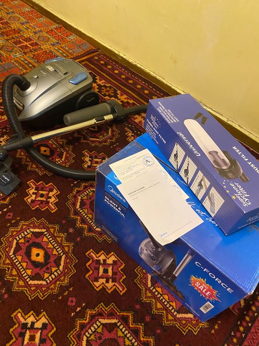 Пылесос Midea 1800ВТ модель: MKZC400