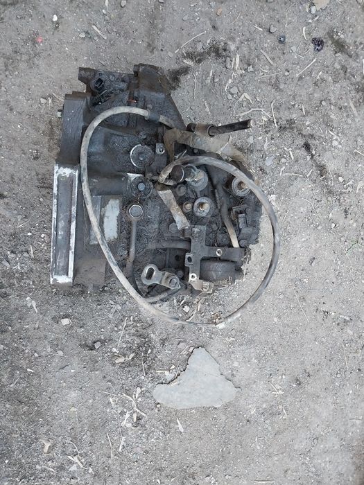 Двигатель, коробка АКПП. На Mazda 323ba