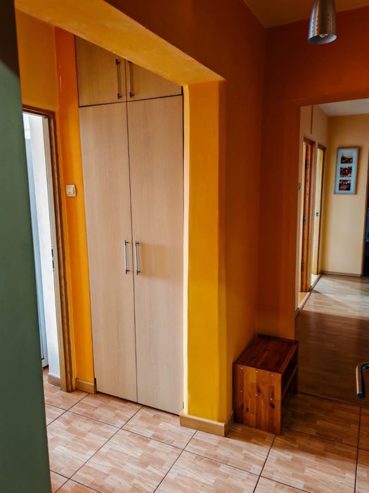 Propietar, vand  apartament 3 camere decomandat 82 mp in Pacurari, zona Lukoil