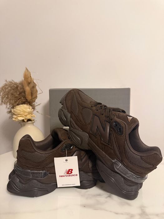 Adidasi New Balance 9060 Dark Brown