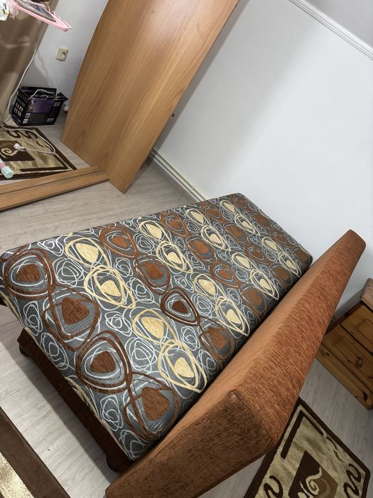 Canapea extensibila in stare excelenta