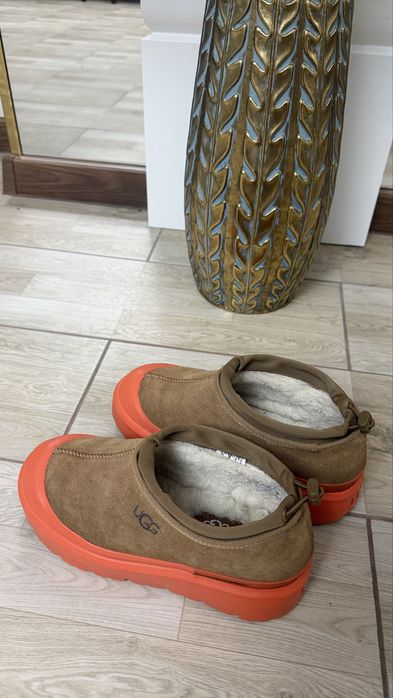 Продам детские UGG