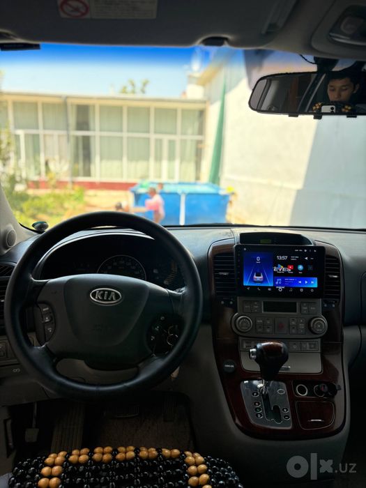 Kia carnival sotiladi yili 2007
