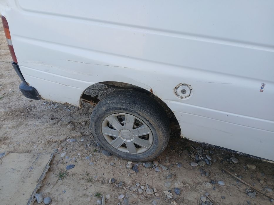 Ford escort 13 faqat deska sotiladi