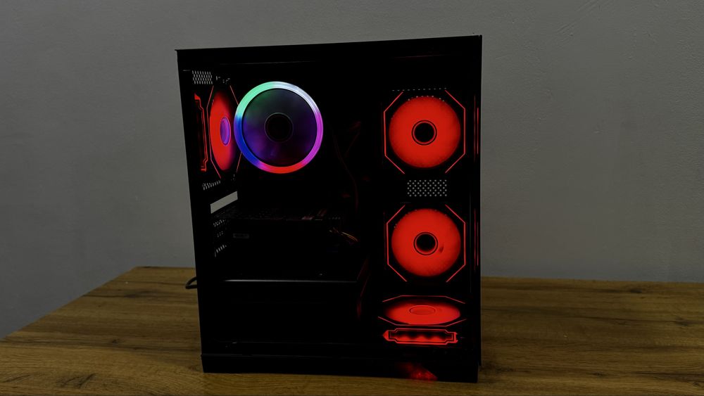 Chiroyli igrovoy komputer rtx1060
