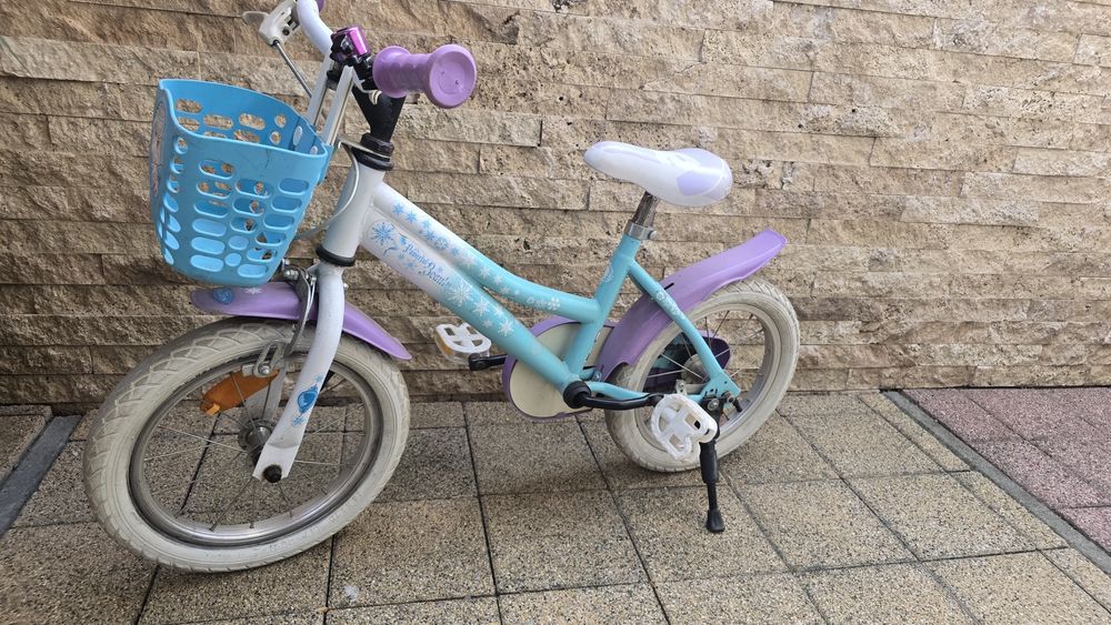 Vand bicicleta fetițe cu Elsa