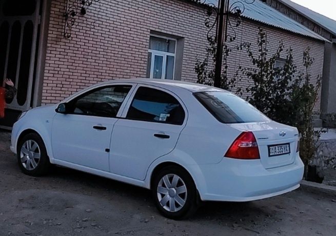 Сотилади Нексия 3