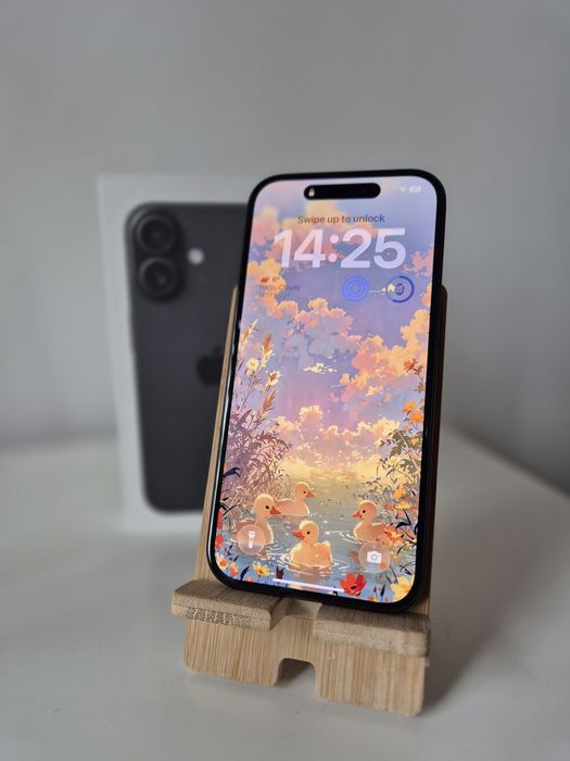 iPhone 16 256GB Full Box, neverlocked cu incarcator 30w
