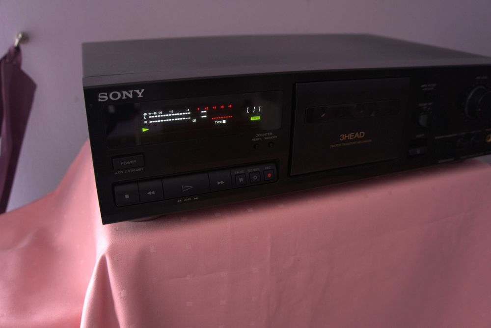SONY TC-K411 cu 3 capete , jucarie vintage