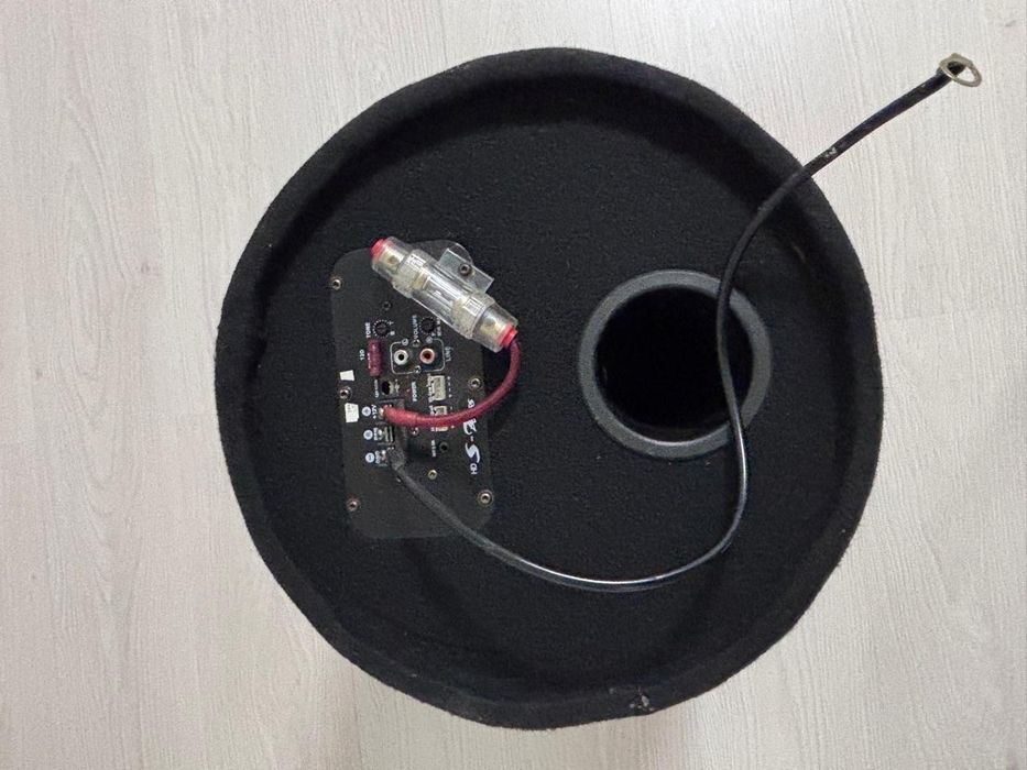 Буфер (сабвуфер) для автомобиля