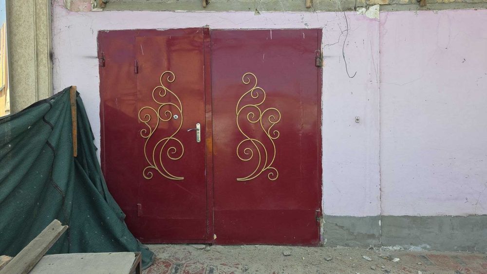 Дом и сад / Товары для строительства/