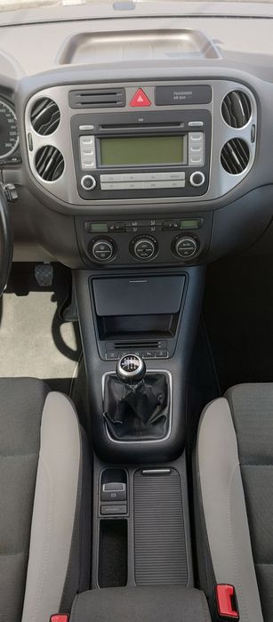 Фолксваген Тигуан 2,0tdi,140 к.с.