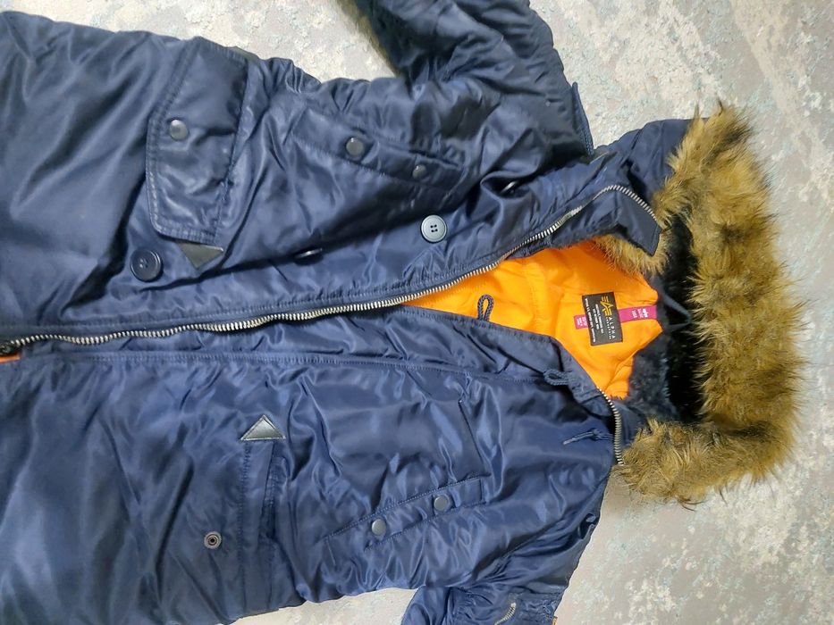 Продам парку мужскую