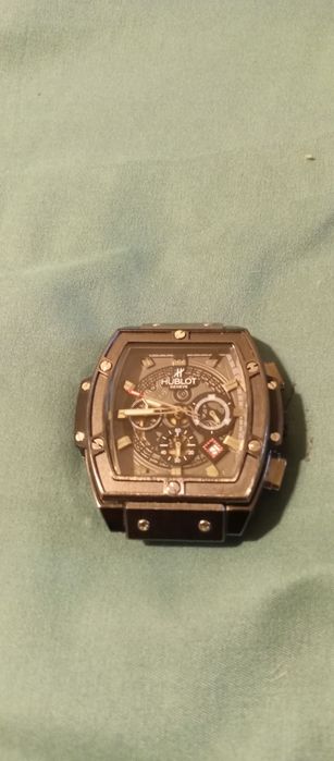 Часы наручные HUBLOT