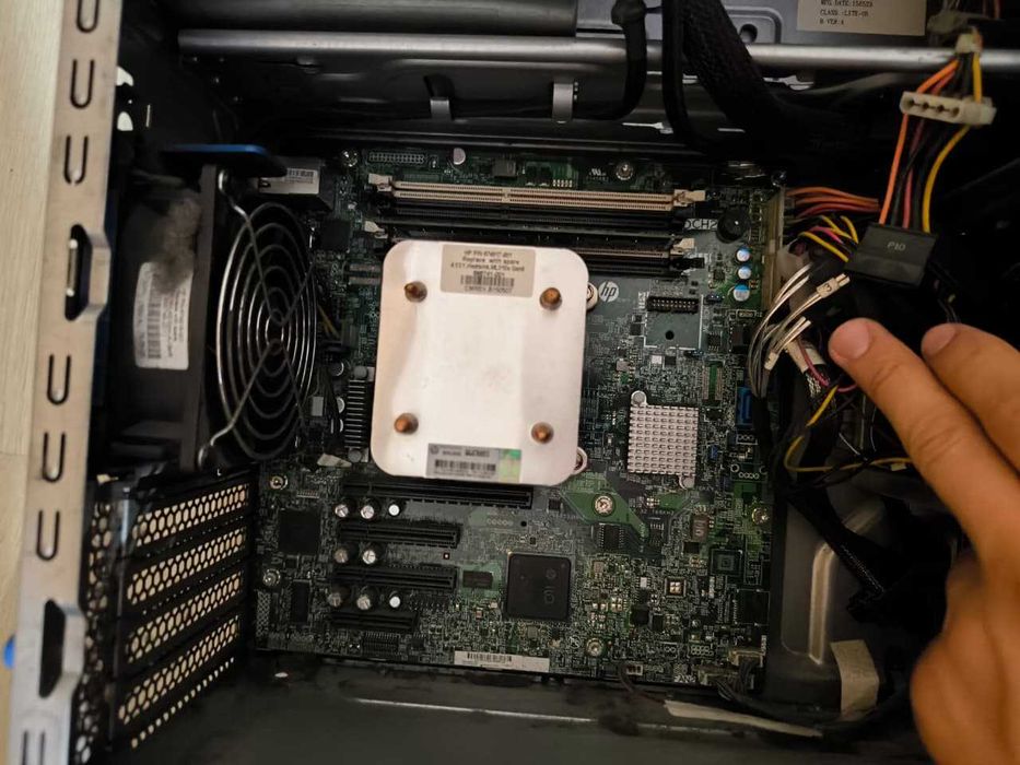 Сервер HP ProLiant ML10 v2 Gen8