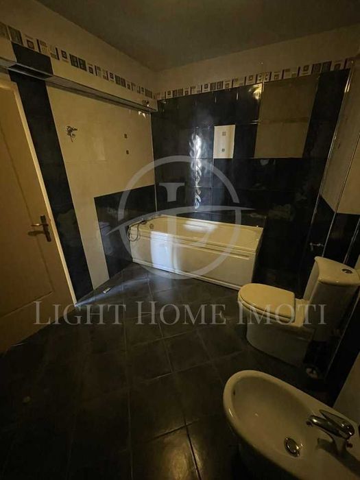 Продава се Къща в Пловдив, Каменица 2 - 582 кв.м за 1202 €/кв.м - Снимка #9