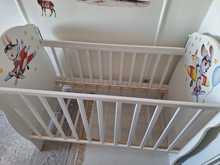 Продам детскую кроватку 10.000