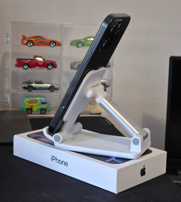 iPhone 16 Pro Max 512GB Black Titanium | 100% Battery Health | Husă MOUS Walnut + 2 Folii Spigen