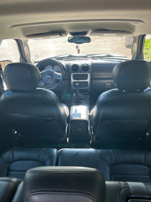 Jeep Cherokee 2.5 CRD