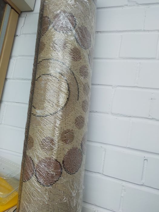 Продам ковер, абстракция.