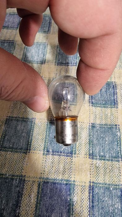 Крушки за автомобили