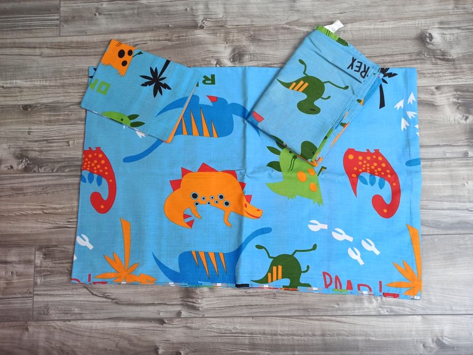 Două seturi de pat  bebeluși noi