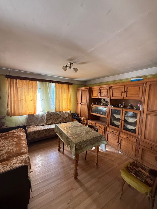 Casa de locuit plus teren
