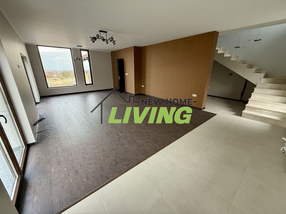 Продава се Къща в с. Белащица, Област Пловдив - 253 кв.м за 2500 €/кв.м - Снимка #3