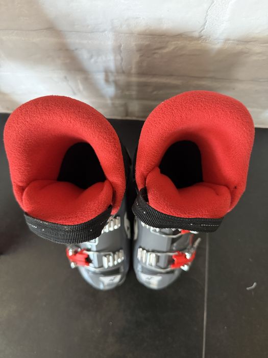 Детски ски ATOMIC J2 и детски ски обувки Nordica и щеки Leki