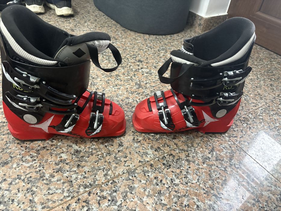 Clapari ATOMIC RJ4 marimea 36