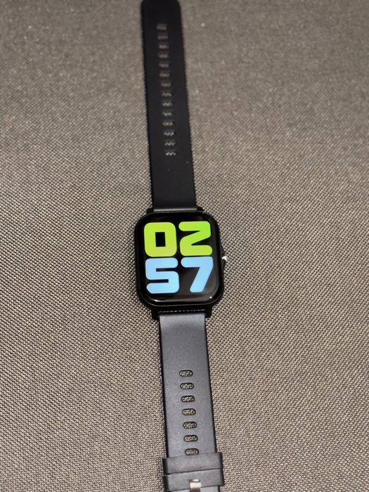 Продам новые смарт часы Smart watch