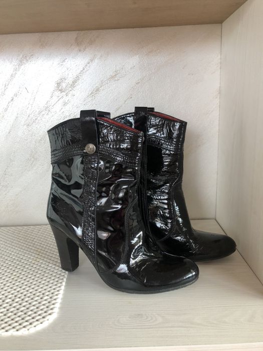 DESTROY оригинални боти 37 номер