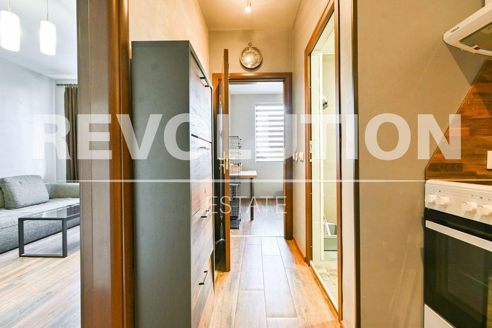 Двустаен апартамент в ж.к. Люлин 3.