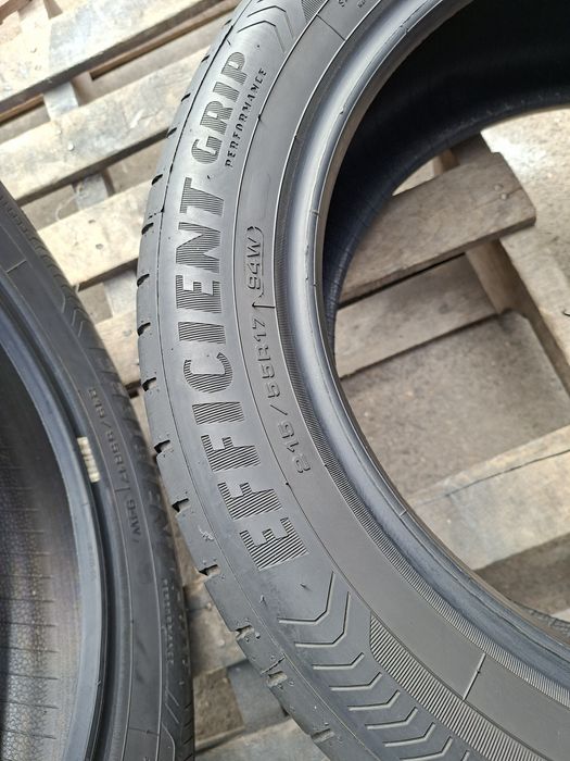 2бр. 215/55/17 Goodyear Efficient Grip Performance