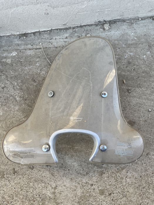 Vand parbriz piaggio