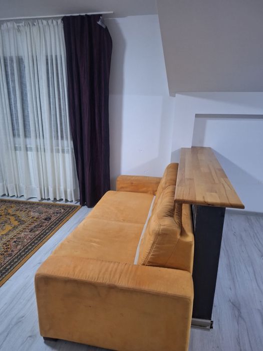 Închiriez garsoniera confort I