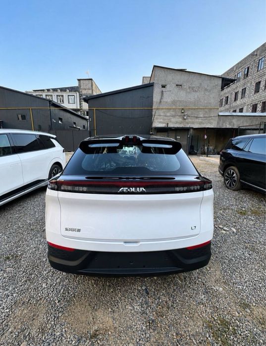 Dongfeng aeolus L7 518 ev + Garantiya tayyori avtasalonda