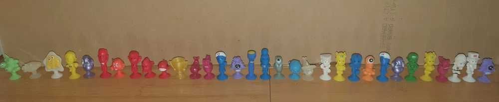 Colectie 202 figurine stikeez si alte accesorii