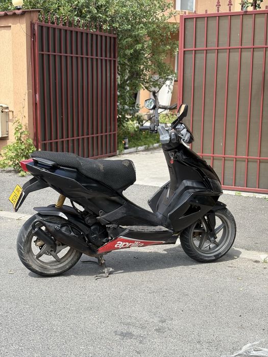 Vand scuter aprilia sr 50