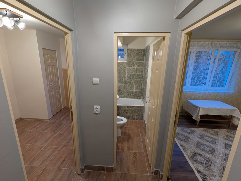 Garsonieră ultracentrală în Hunedoara, decomandată, comfort 1, 30mp