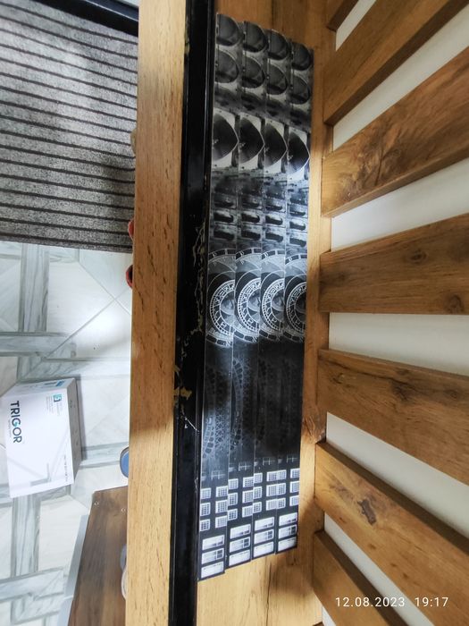 Продам декоративную плитку