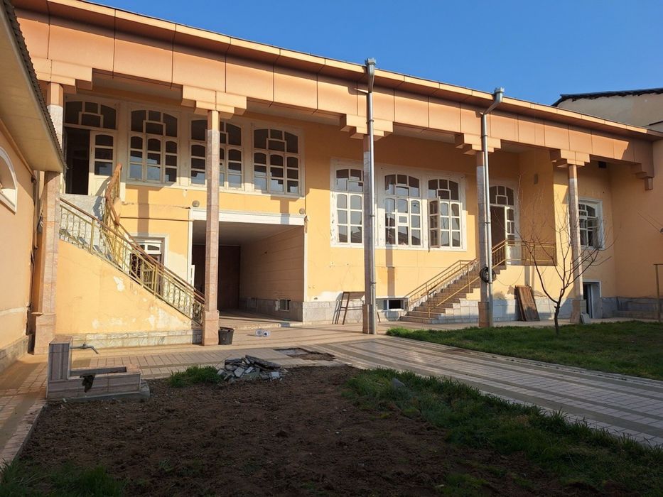 Oxunboboyev arendaga hovli