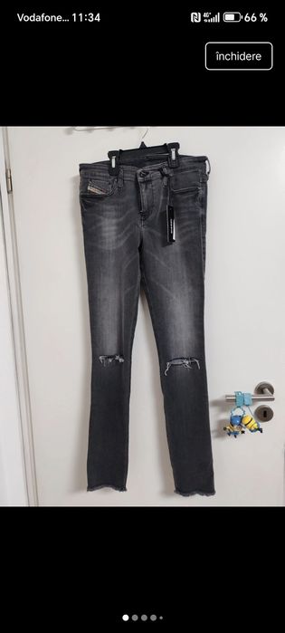 Blugi Diesel Rupti marimea 29