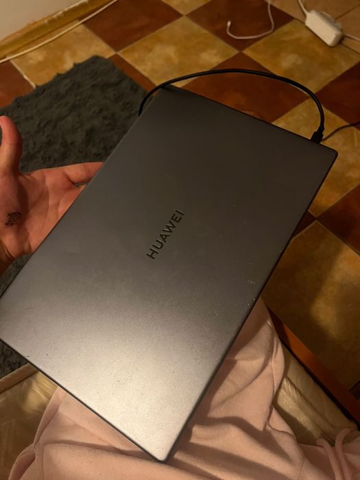 vand laptop huawei