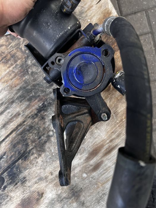 Насос гура EJ 20 EJ25 SUBARU