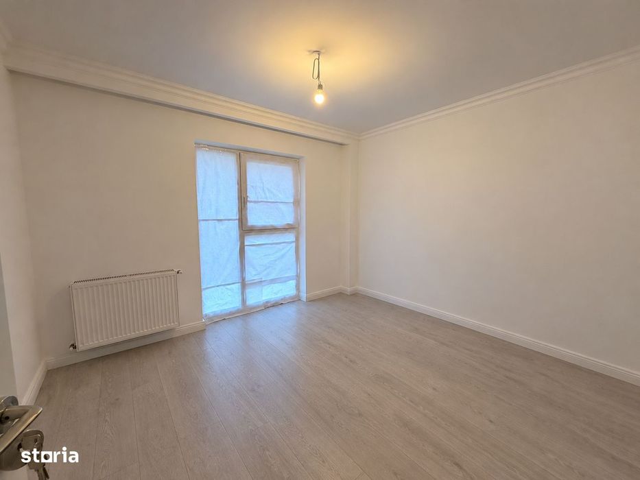 Apartament 3 camere, 72 mp, gradina 43 mp si garaj, zona Cetatii!